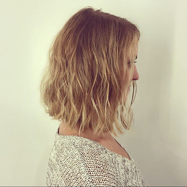 soft wavy a-line bob hairstyle for medium length hair