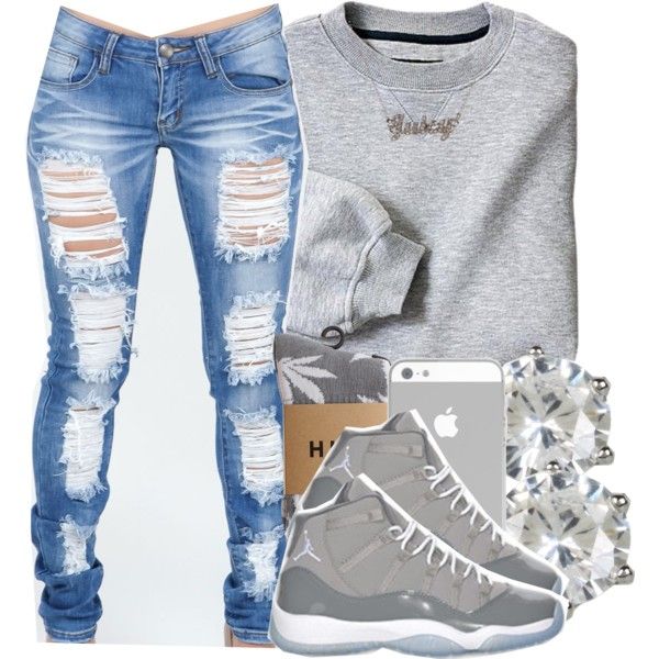21 Different Fun Ways to Wear Your Jeans (This Winter)