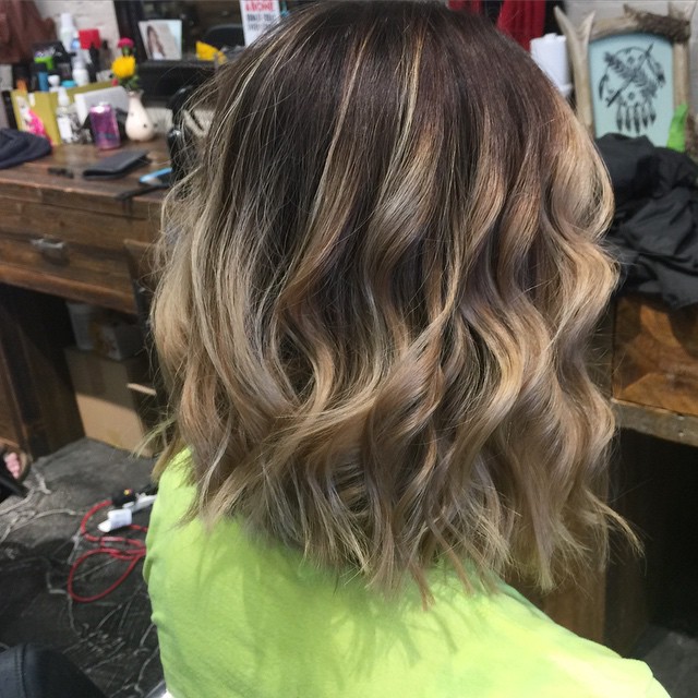 wavy bob hairstyle back view