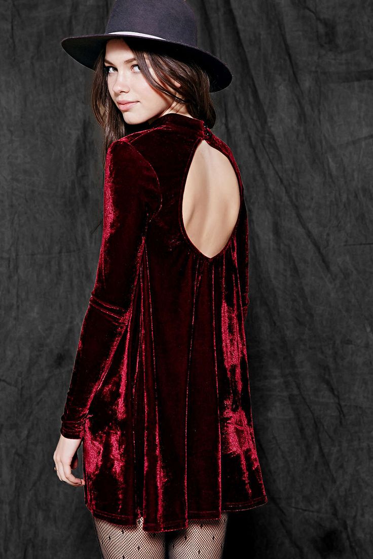 Chic Maroon Velvet Dress Outfit