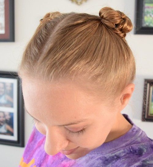 Cute Pigtail Bun for Workout