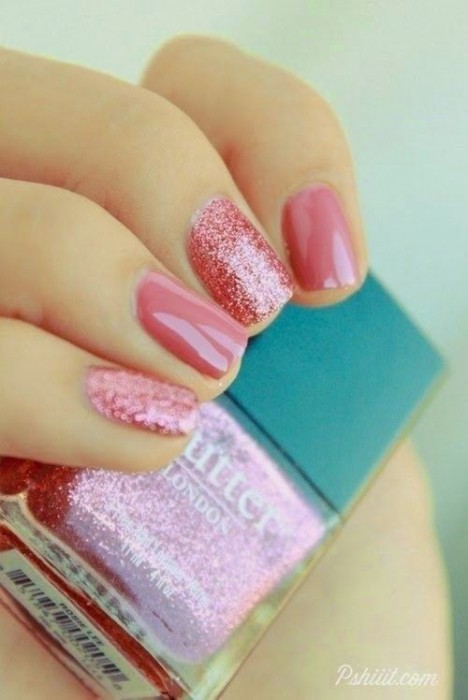 Lovely Pink Nail Design for Short Nails