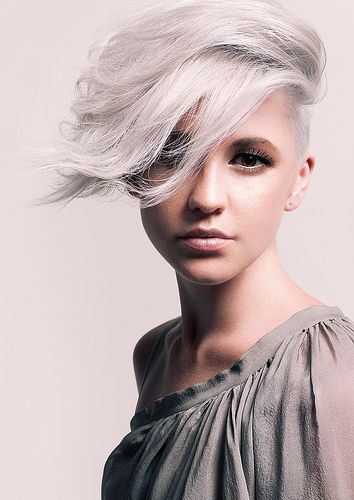 Platinum Blonde Short Hairstyle for Prom
