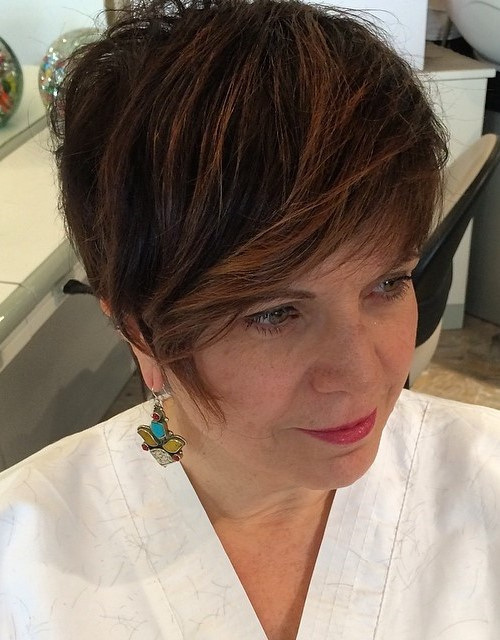 Trendy Cropped Haircut for Mature Women