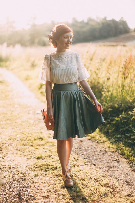 17 Ways to Wear the Vintage Outfits - Styles Weekly