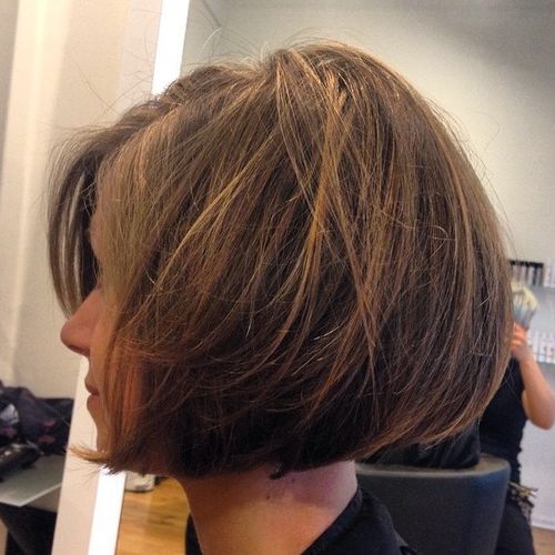 Pretty Bobs for Mid-length Hair