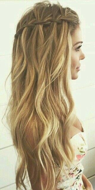 Long Wavy Hairstyle