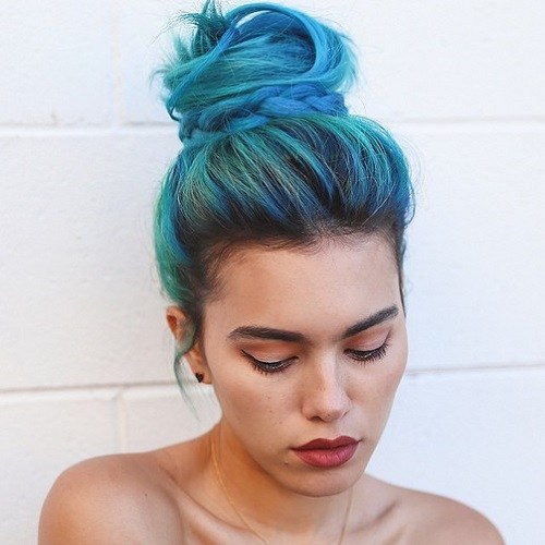 Chic Top Buns for Summer - Bun Updos