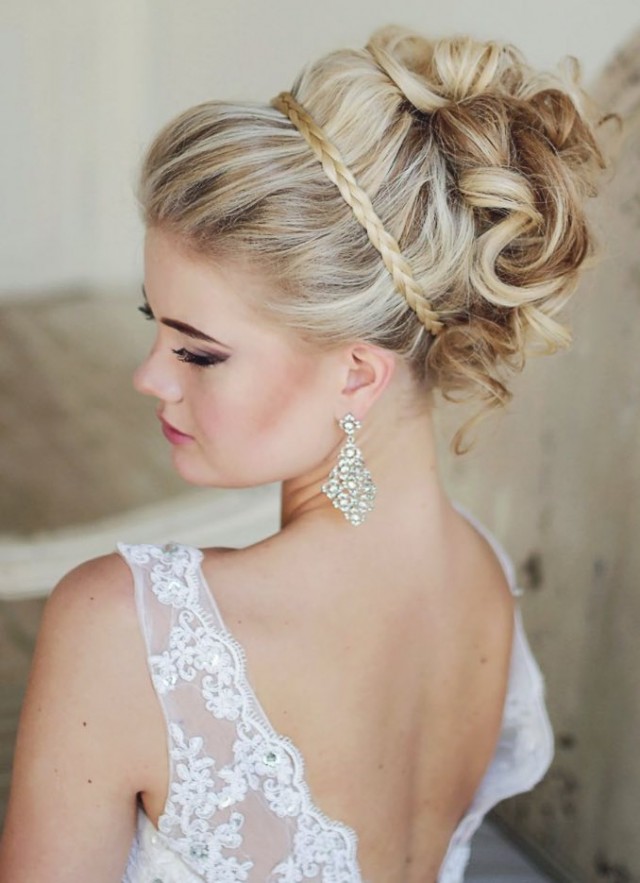 20 Gorgeous Bridal Hairstyle and Makeup Ideas for 2016