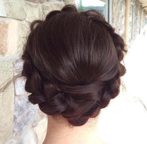 Elegant Ways to Have Milkmaid Hairstyles