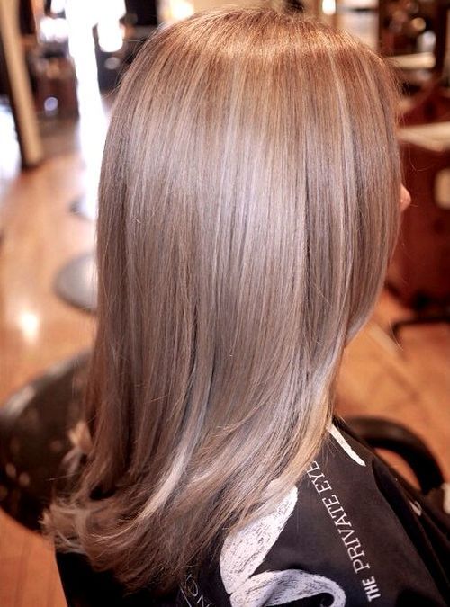 Ideas to Have Sliver and White Highlighted Hair Looks