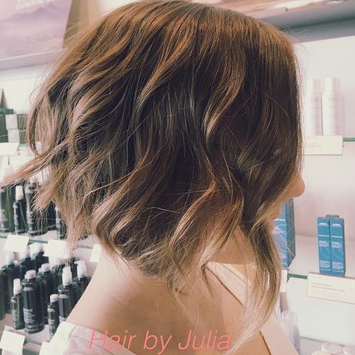 20 Stylish Wavy Bobs for Girls