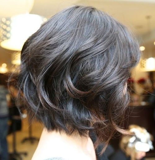 22 Mid-length Hairstyles for Fall