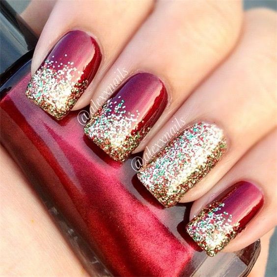 Easy Holiday Nail Designs