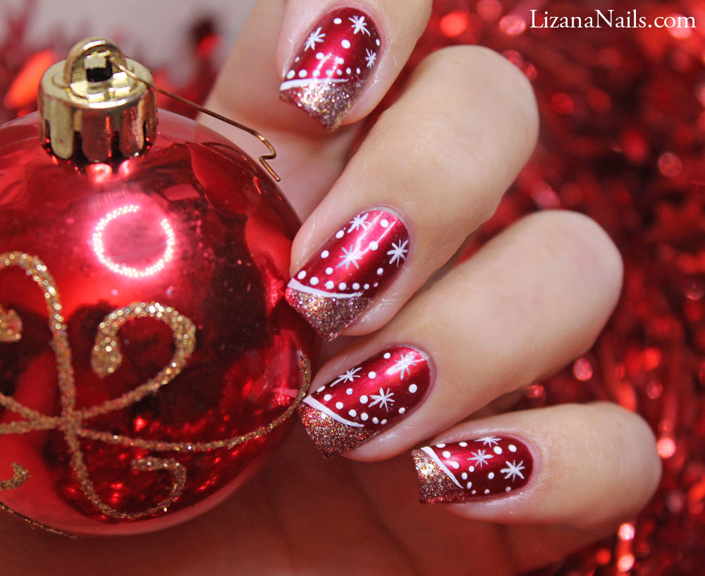 Easy Holiday Nail Designs