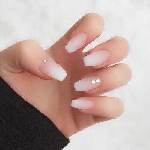 10 Fabulous Ombre Nail Looks