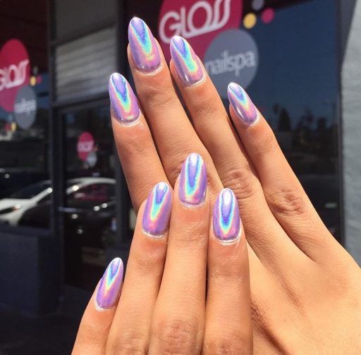 10 Stunning Chrome Nail Ideas