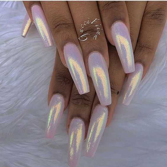 10 Stunning Chrome Nail Ideas