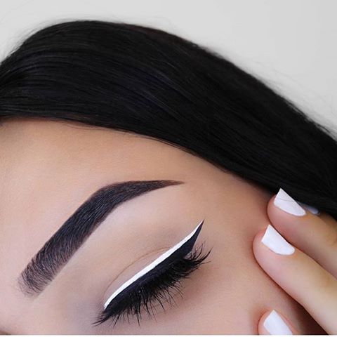 10 Ways to Wear White Eyeliner