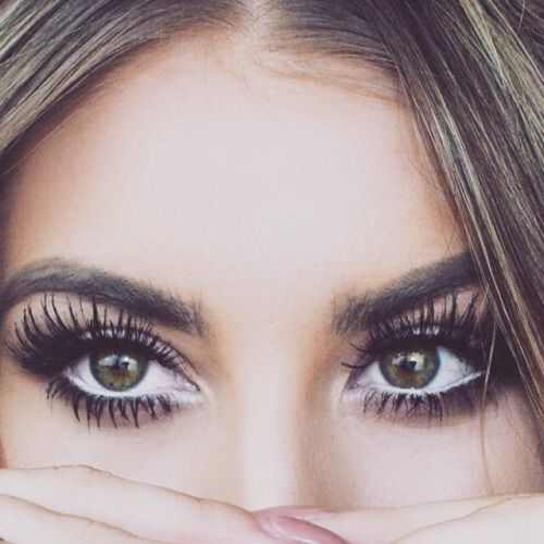 10 Ways to Wear White Eyeliner