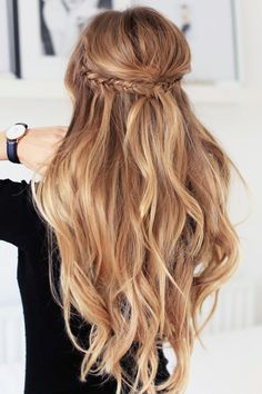 10 Amazing Hairstyles with Waves