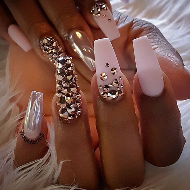 15 Amazing Nail Art Designs You Can Try This Year - Nail Designs 2018