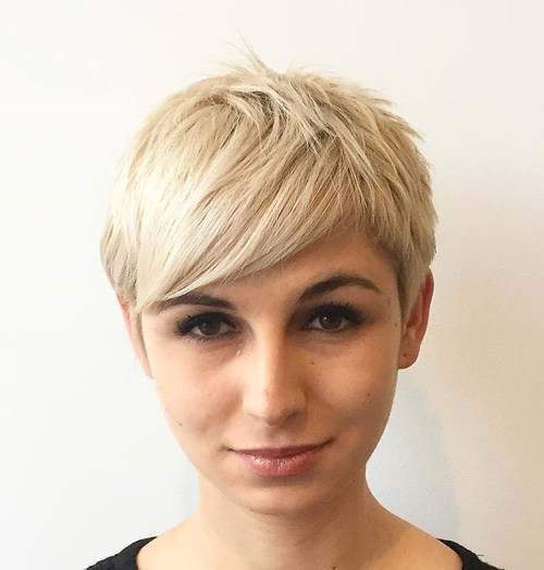 30 Chic Short Pixie Cuts For Fine Hair Styles Weekly 