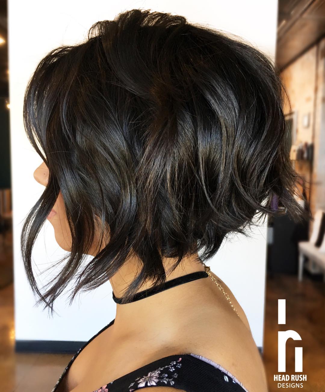 27 Dazzling Bob Haircuts for Thick Hair to Style in 2024