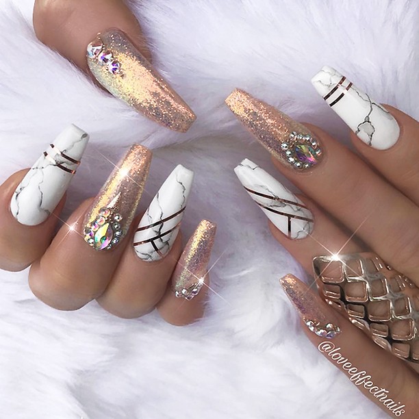 Trendy Easy Nail Art Ideas - Nail Art Designs & Ideas 2018