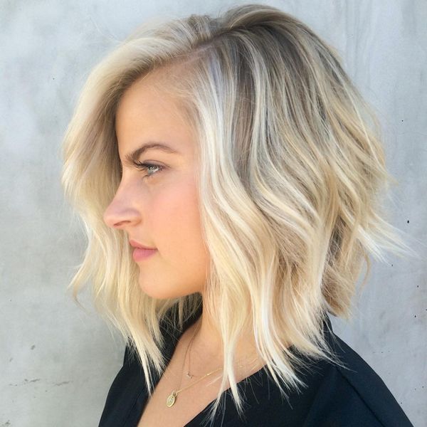 25 Delightful Wavy/Curly Bob Hairstyles for Women