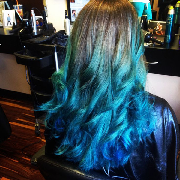 27 Trendy Blue Ombre Hairstyles for Women - Ombre Hair Ideas