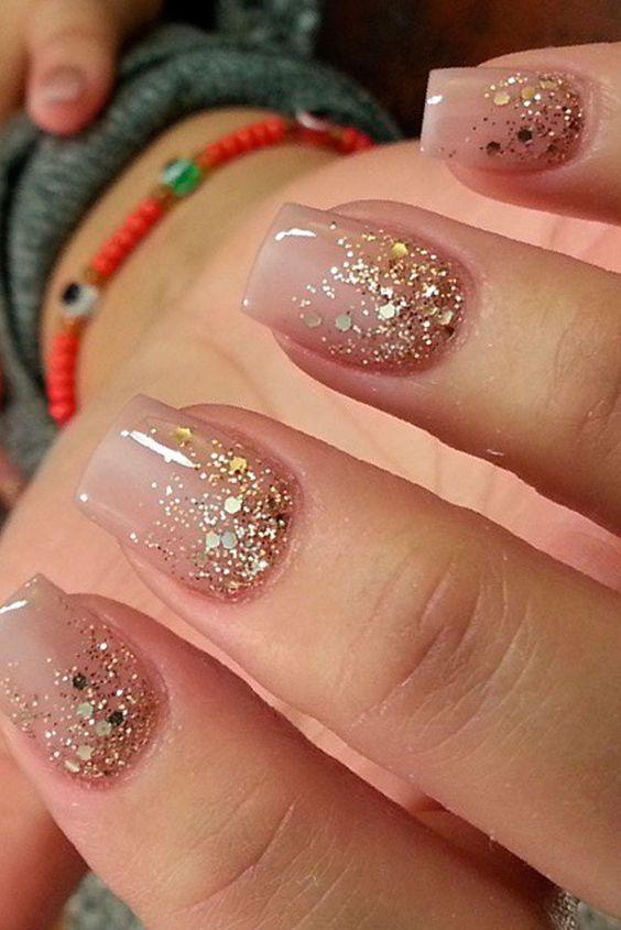 Mejeriprodukter silhuet eksplicit 10 Amazing Glitter Nails For Women - Styles Weekly