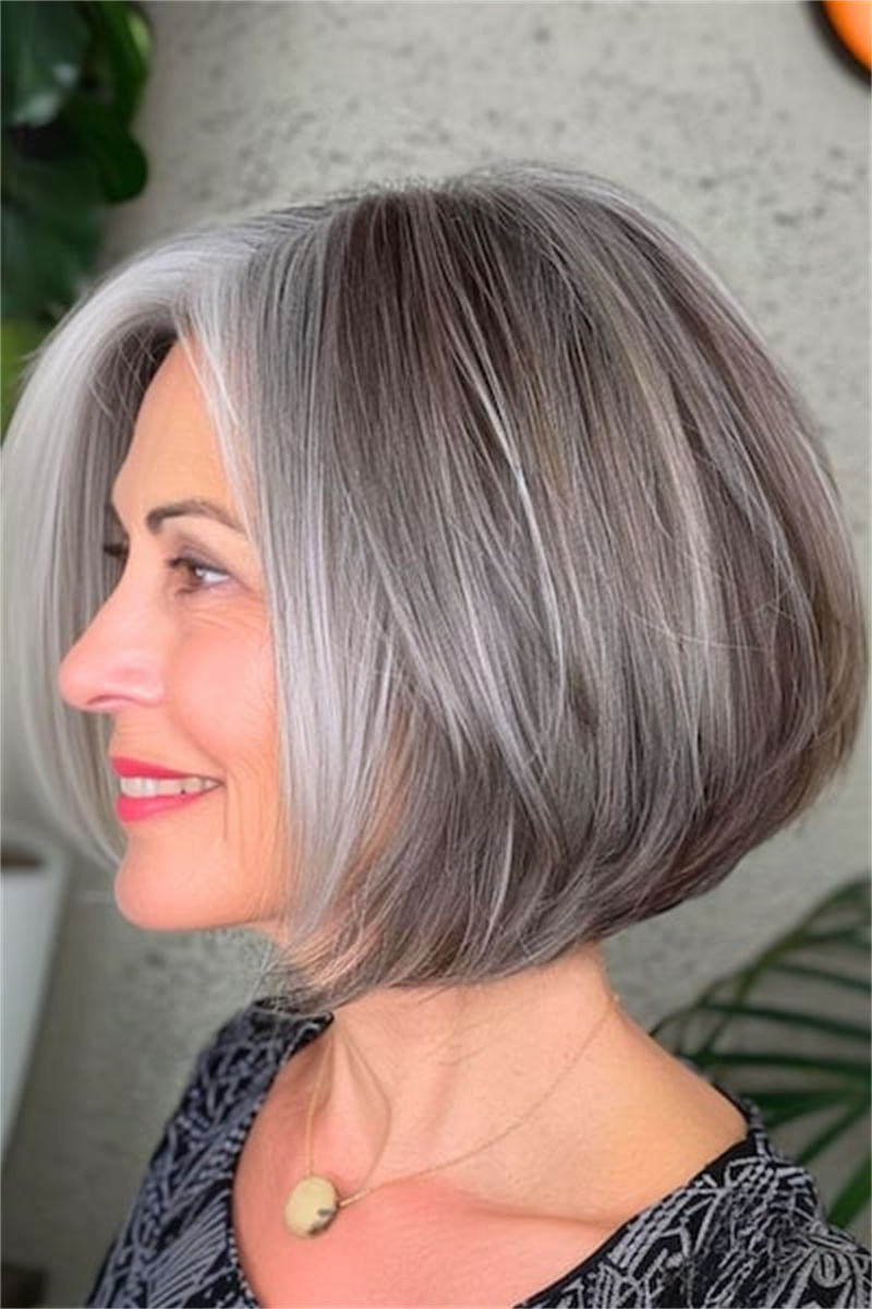 best short hairstyles for women over 60 7